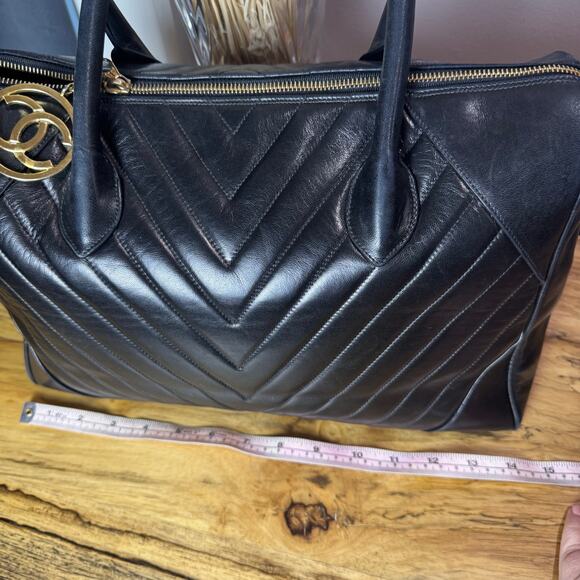Chanel Vintage Black Chevron Lambskin Medallion Duffel Tote Bag Authentic CoA - Picture 14 of 16